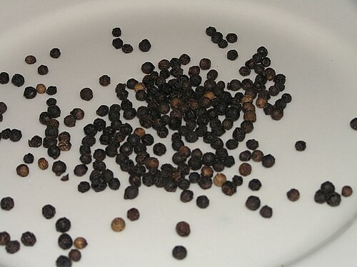 Kali Mirch (Black Pepper)